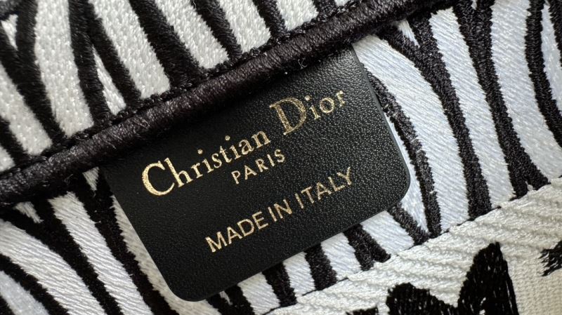 chr1st1an D10r shopping bags